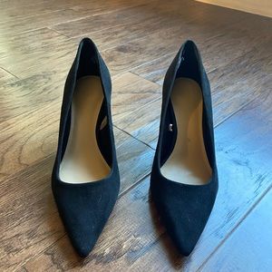 NWOT. Black H&M Kitten Heels